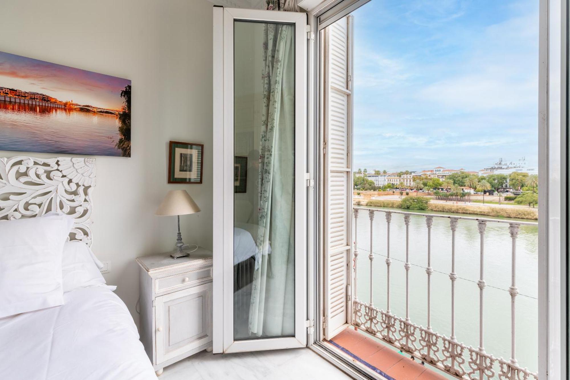 Veoapartment Betis Triana Seville Luaran gambar