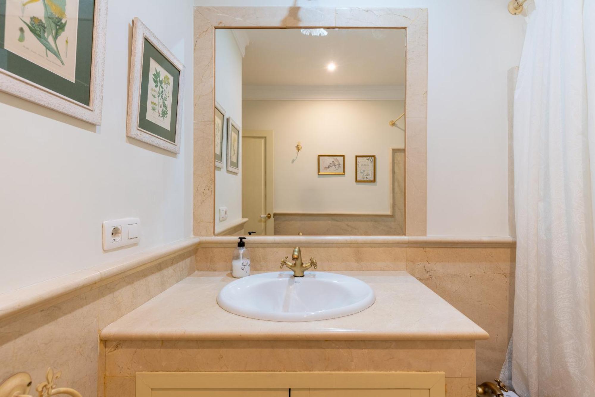 Veoapartment Betis Triana Seville Luaran gambar