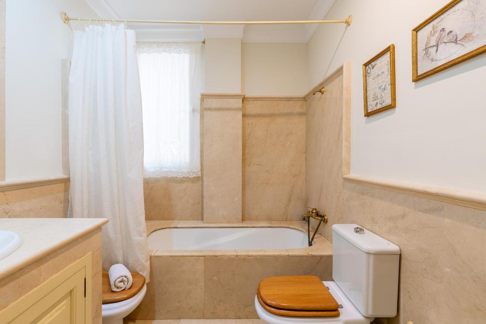 Veoapartment Betis Triana Seville Luaran gambar